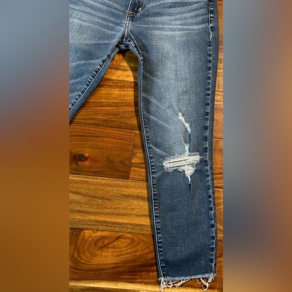 Abercrombie & Fitch Harper Ankle Jeans - Picture 5 of 9